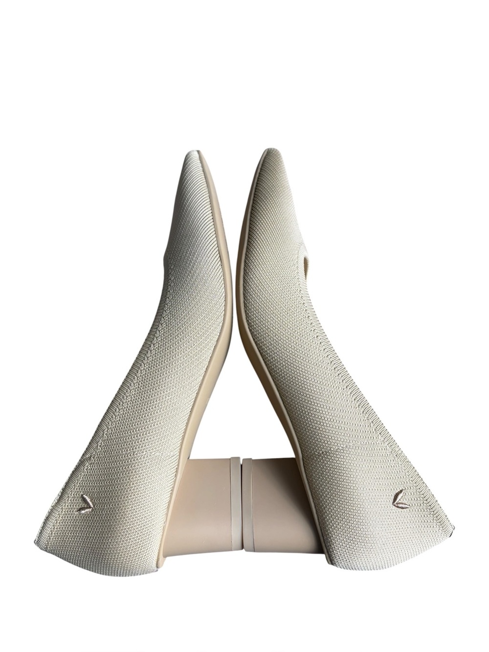 NWOB VIVAIA Chunky Heels Tracy
Pro Pointed Tan
Women's EU 41 US 10 - Picture 7 of 8